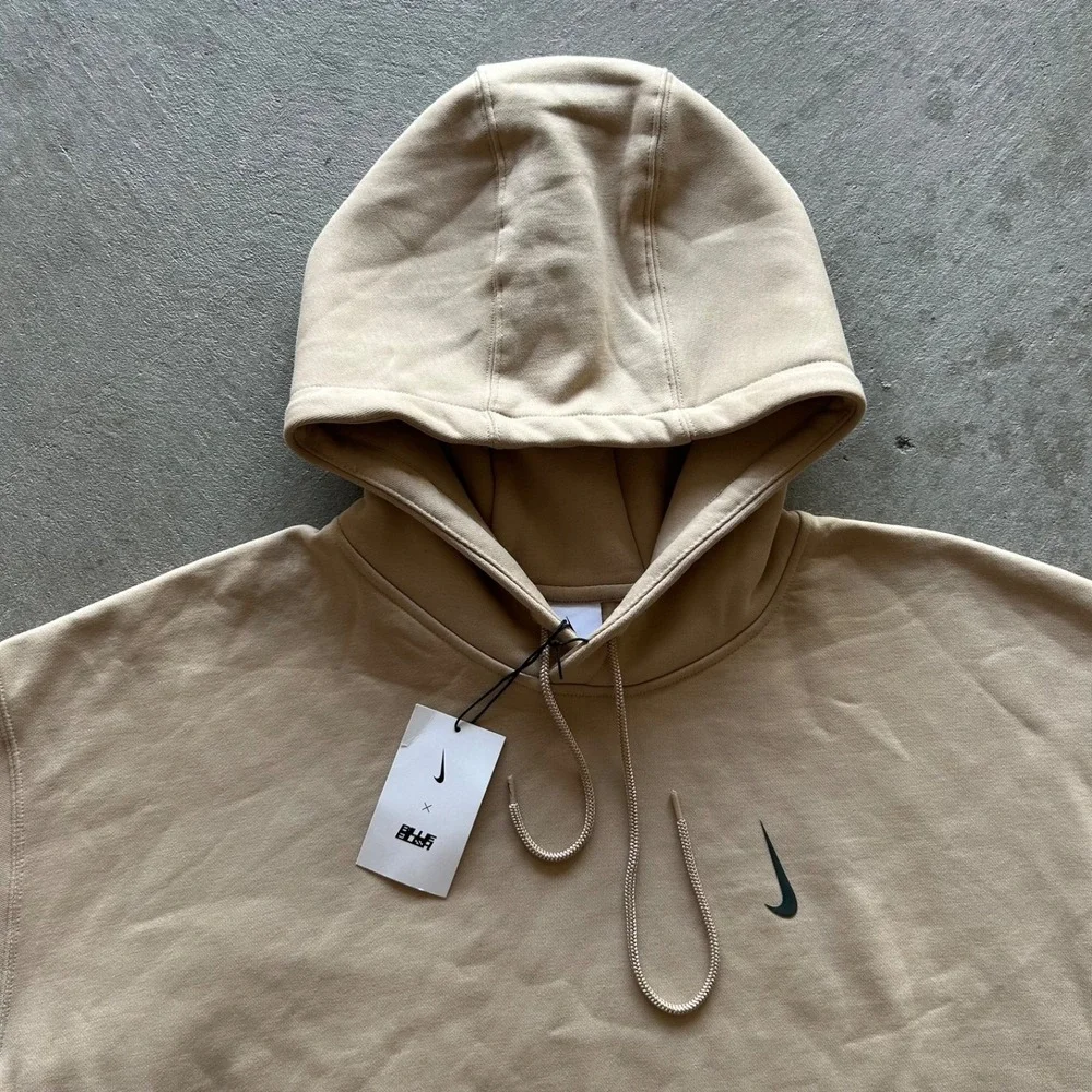 NWT Nike x Billie Eilish Fleece Hoodie Mushroom Tan Beige DQ7750-202 Mens XL